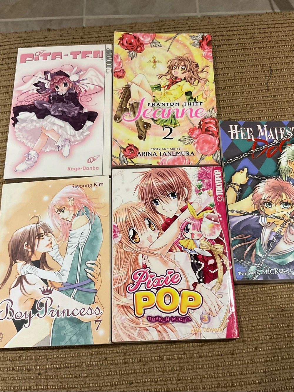 Assorted Shojo Manga Lot - Colorful Covers 5 books